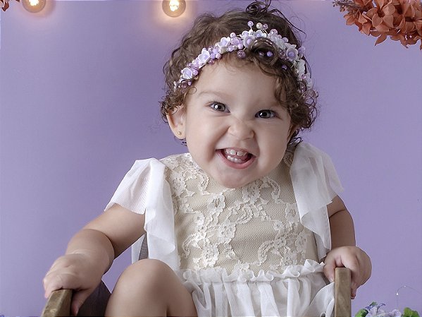 Tiara Maju Lilás