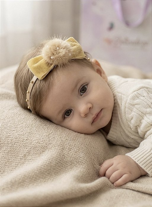 Tiara lacinho pompom