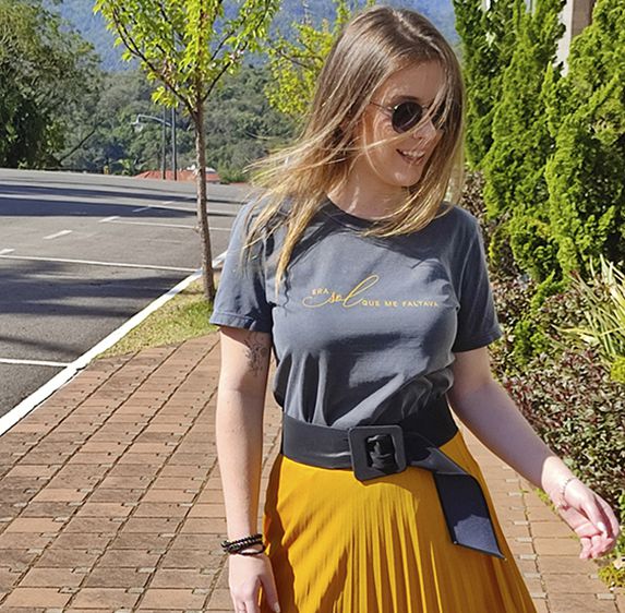 Camiseta Estonada Cinza Chumbo