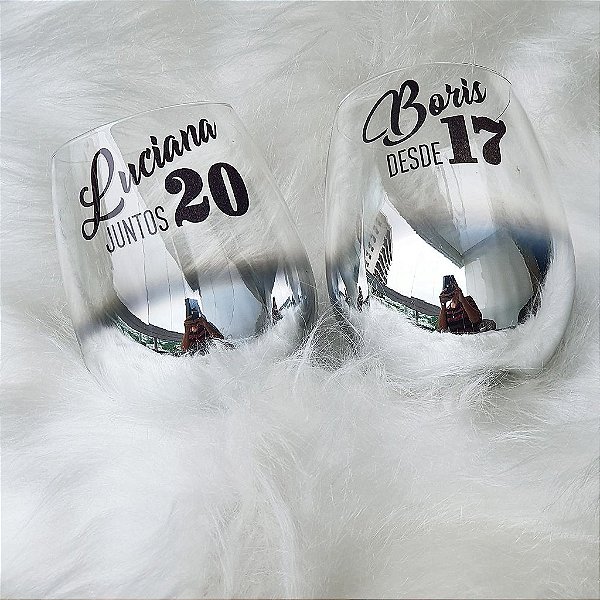 Duo de Copos de Vinho em Cristal de Titânio | Acabamento Cromado Premium (2 peças)