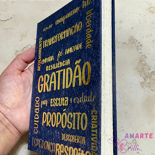 Caderno A6+ Lombada quadrada - Folhas Lisas