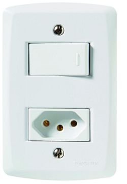 Conjunto Interruptor Paralelo +Tomada 2P+T 10A Lux2-57145/050