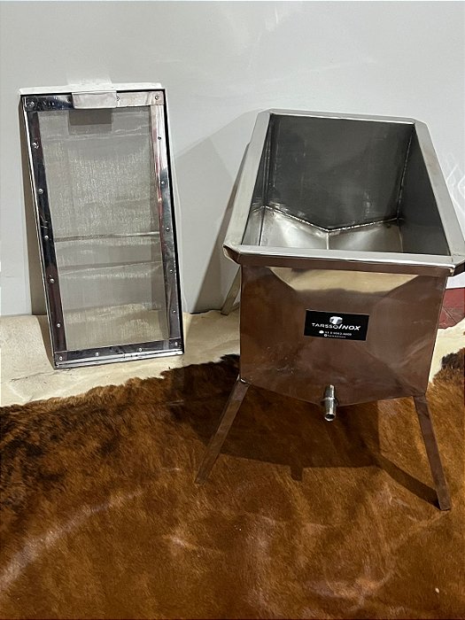MESA DESOPERCULADORA EM INOX 304 PARA MELIPONARIO