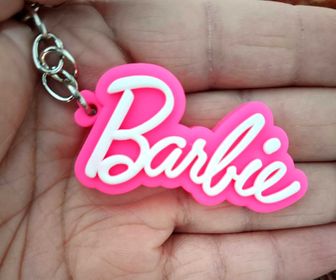 Chaveiro Emborrachado Assinatura Barbie
