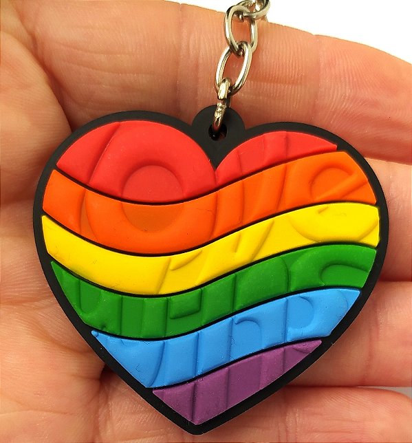 Chaveiro Emborrachado LGBT Coração Arco-Íris
