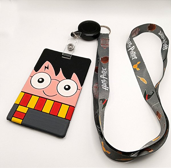 Kit Cordão + Porta Crachá Retrátil + Porta Cartão Emborrachado Rosto Harry