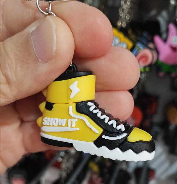 Chaveiro 3d Emborrachado Tênis Amarelo