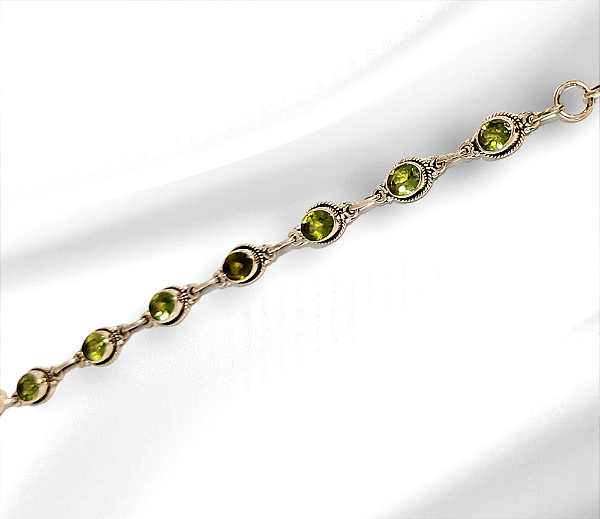 Pulseira prata 925 com pedra natural peridoto