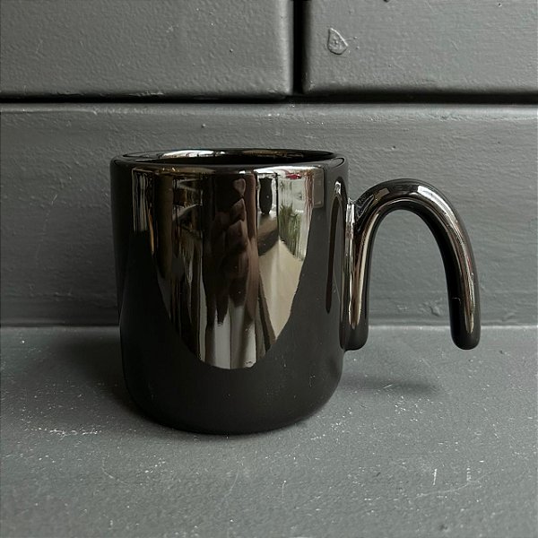 Caneca Black Rainbow