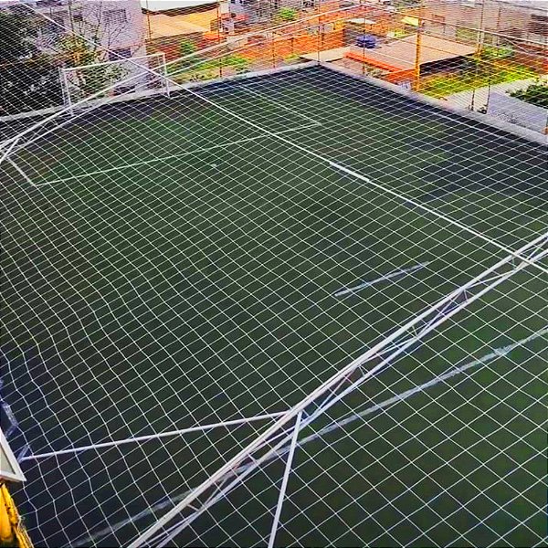 Rede de Proteção Esportiva Sob Medida para Cobertura  de Quadra e Campo de Futebol Society Fio 2mm Malha 15cm Nylon -Sob Medida