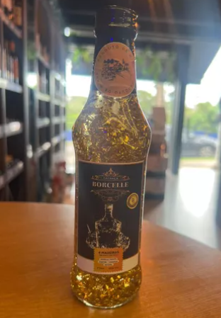 CACHAÇA BORCELLLE COM FLOCOS DE OURO 24K 275ml