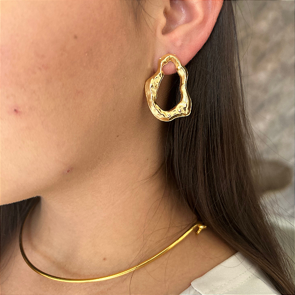 Brinco Oval Orgânico Viviane