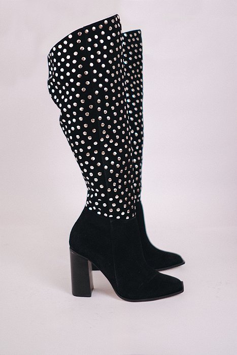 Bota Camurção Preto Tachinha