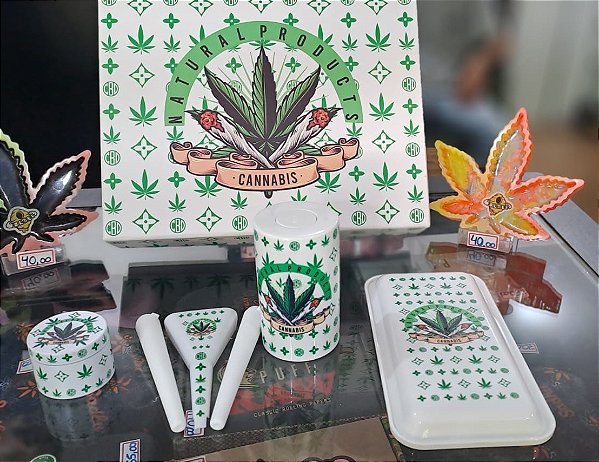Kit Bandeja, Pote Hermético, e Dichavador Cannabis