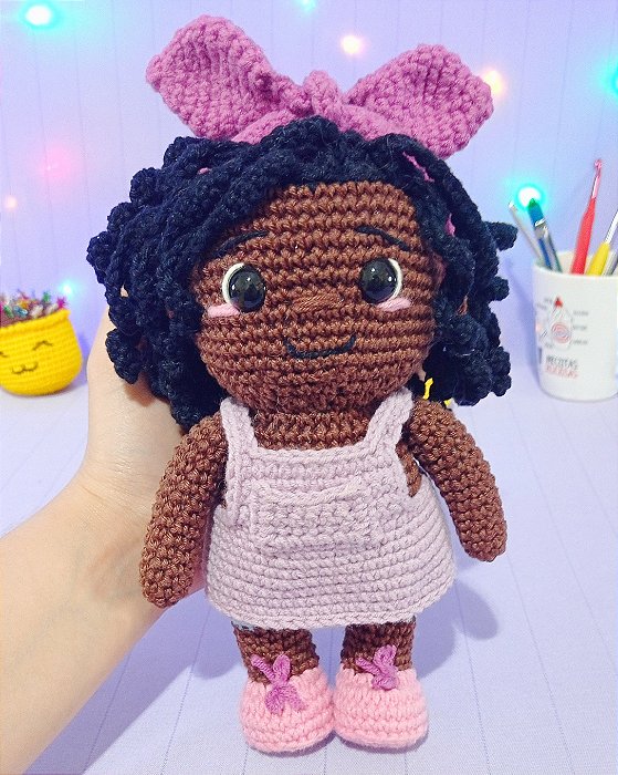 Amigurumi Modelo Mini Mim Boneca de Crochê Negra À PRONTA ENTREGA