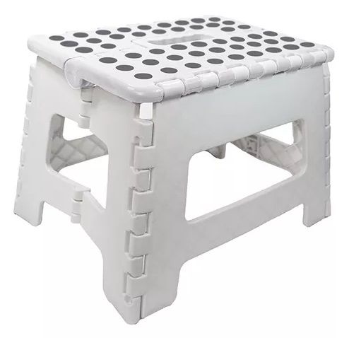 BANQUINHO PORTÁTIL DOBRAVEL ATE 150KG BRANCO