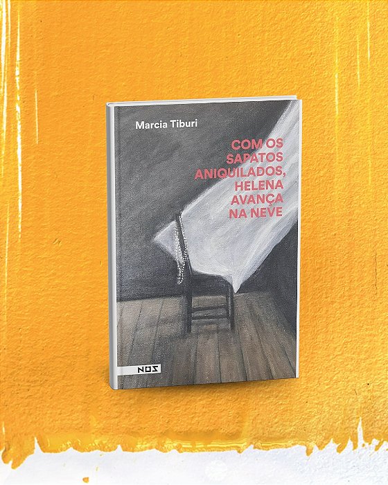 Com os sapatos aniquilados, Helena avança na neve