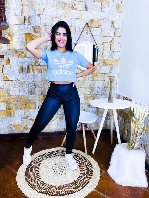 cropped adidas estampado