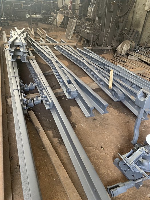 Aparelho de Mudança de Via (AMVs)