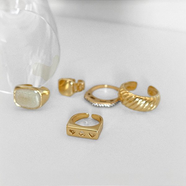 Anel Mia Coração Ajustável em Banho Ouro18k