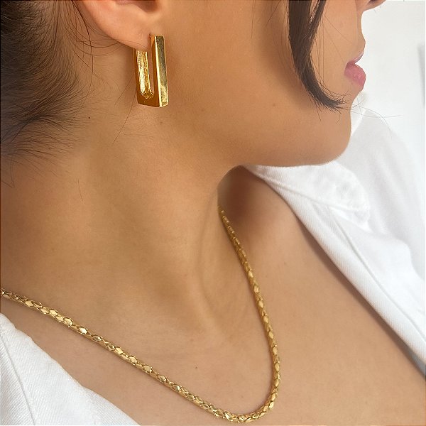 Brinco Agnes Retangular em Banho Ouro18k