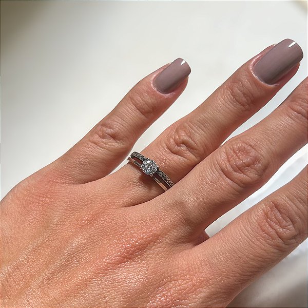 Anel Fê Solitário em Prata925