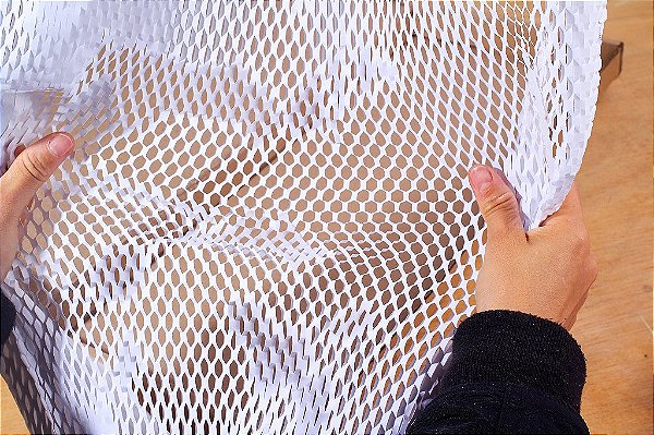 Papel Kraft Colmeia Buzz Branco 100 Folhas 50cmx50cm | Pacote