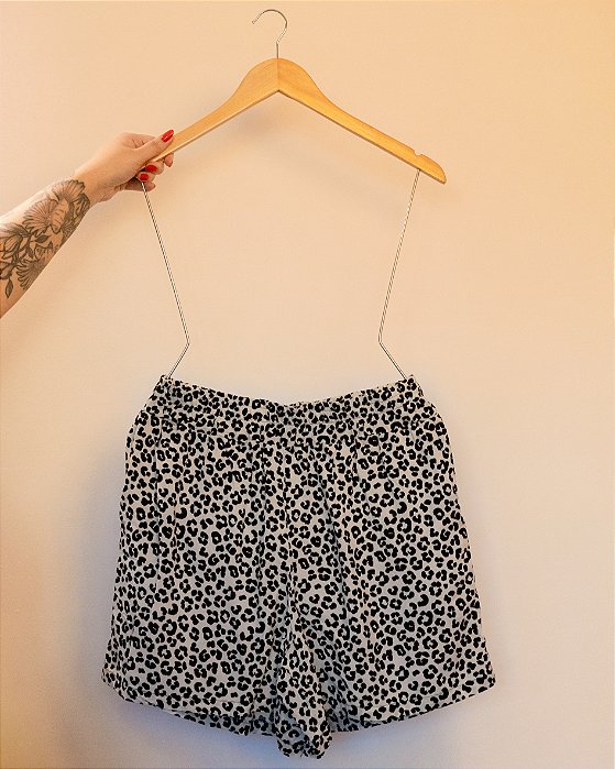 SHORT BRISA ANIMAL PRINT