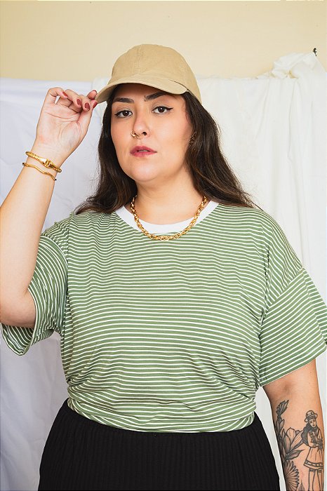 CAMISETA LISTRADA | VERDE