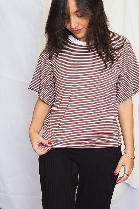 CAMISETA LISTRADA | MARROM
