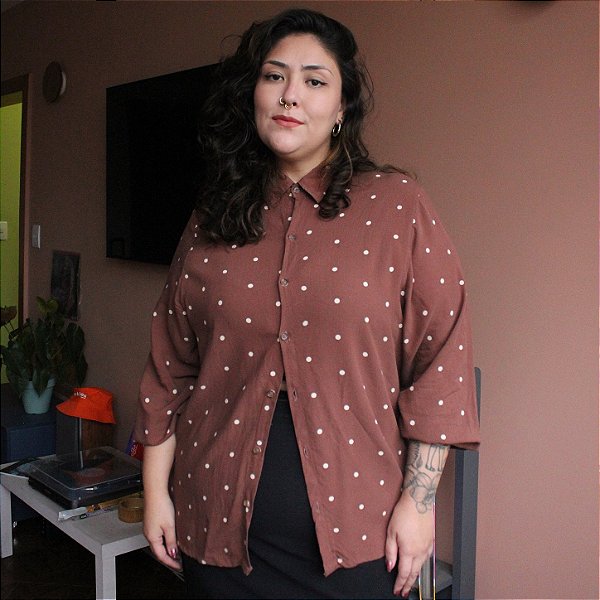 CAMISA OVERSIZED POÁ MARROM