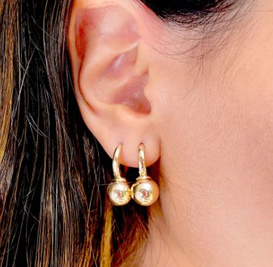 Brinco de Argola Liso Pingente Esfera  - SP