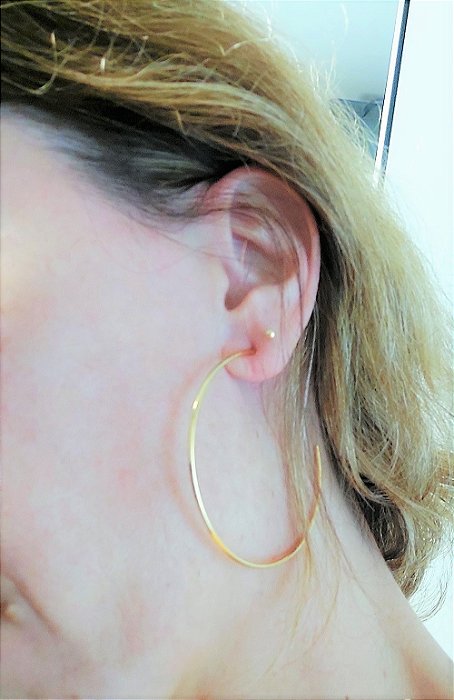 Brinco Argola Média Lisa Folheada Ouro 18K