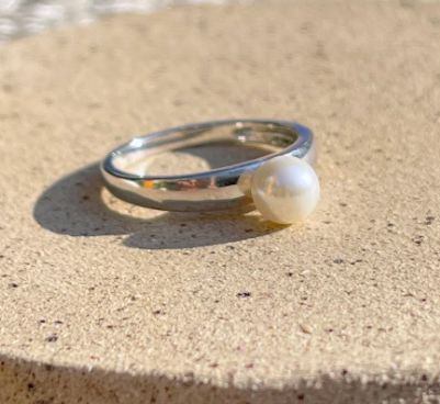 Anel Solitário Pérola -  rodium branco - SP