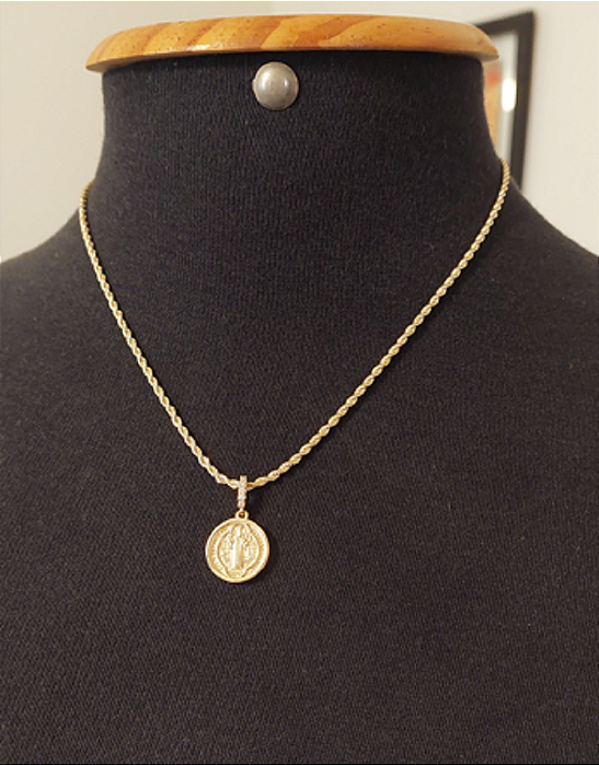 Colar com pingente pequeno de São Bento - ZP