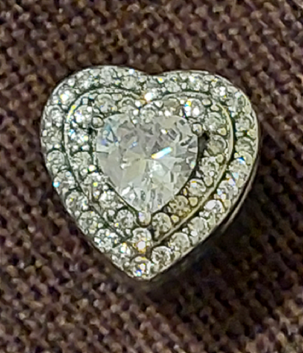 Coração Brilhante -  Charm Inspiração grandes Marcas - Prata