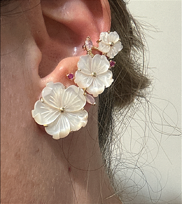 Brinco Earcuff Flor de Madrepérola - JHF