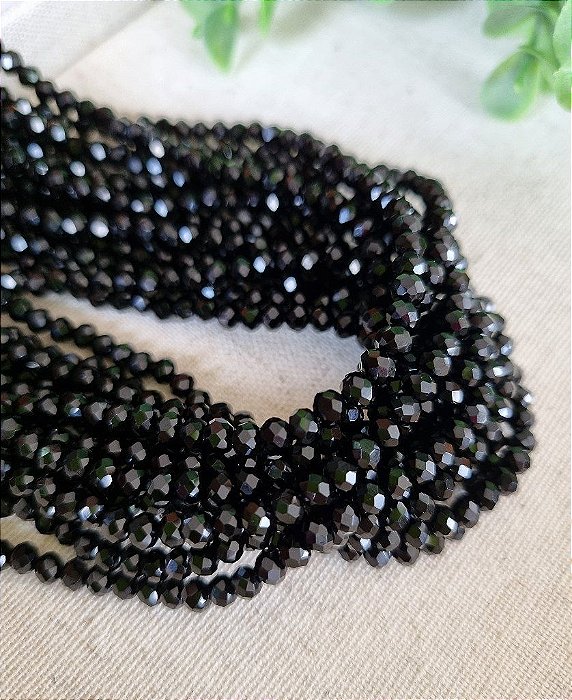 Cristal Preto 4mm (1 fio-120un)