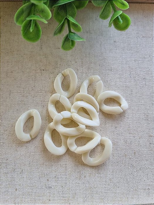 Elo de Resina Off White 24mm (10gr-Aproximadamente 16un)