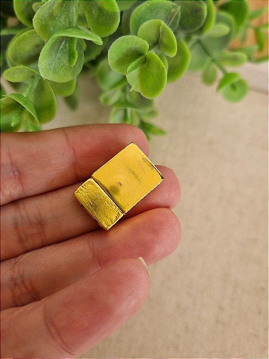 Fecho Imã Retangular 20x12mm Ouro  (un)