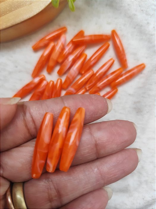 Conta de Resina Arroz Laranja Mesclada 18mm  (20gr - Aprox. 22un)