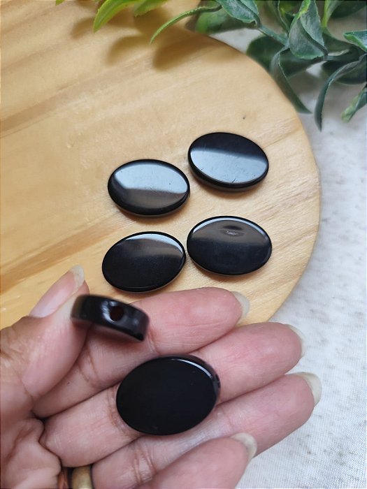 Conta de Resina Oval 24mm Preta (4un)