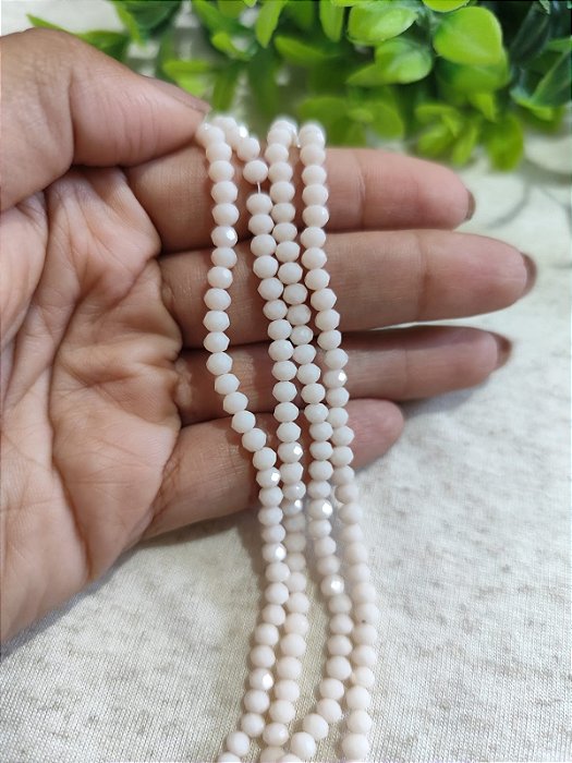Cristal Nude Claro 4mm (1 Fio - Aproximadamente 120un)