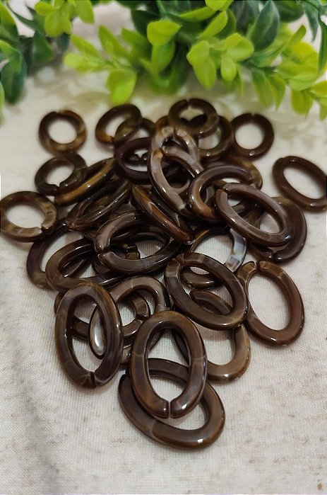 Elo de Resina Marrom Mesclado 28mm (10gr-Aproximadamente 10un)