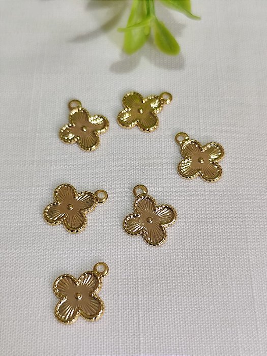 Pingente Flor Ouro 13mm (un)