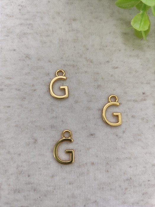 Pingente Letra G 12mm Ouro (un)