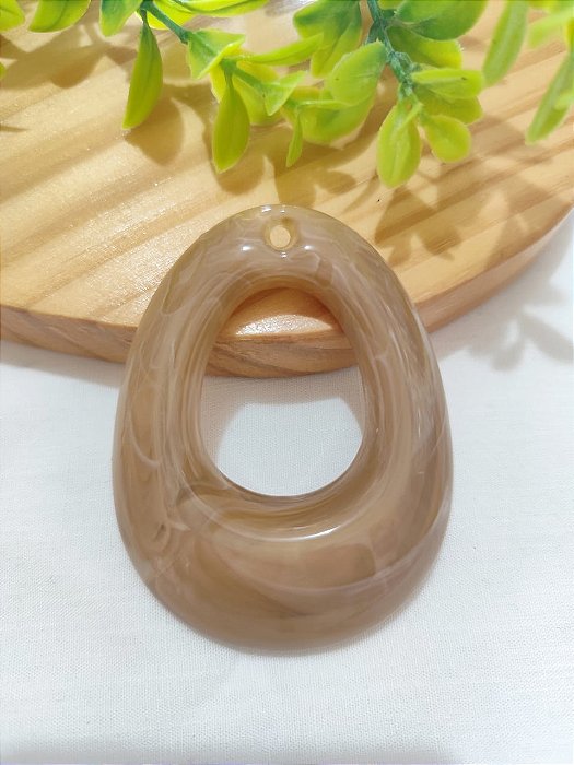 Pingente Resina Gota Vazada 70mm Nude Mesclado (un)