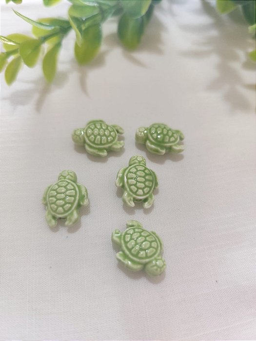 Tartaruga passante Murano Verde 15mm, furo 1 mm (UN)