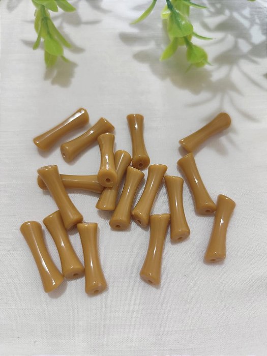 Conta Resina Passante 20mm Ocre, furo 1mm (6un)