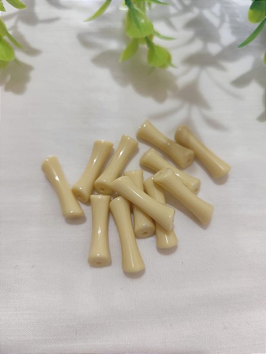 Conta Resina Passante 20mm Amarelo Manteiga, furo 1mm (6un)